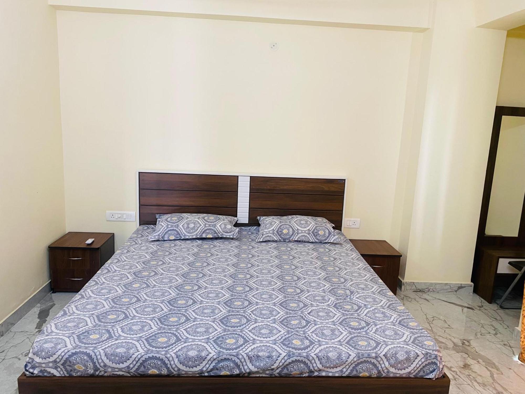 Agauri Apartment
